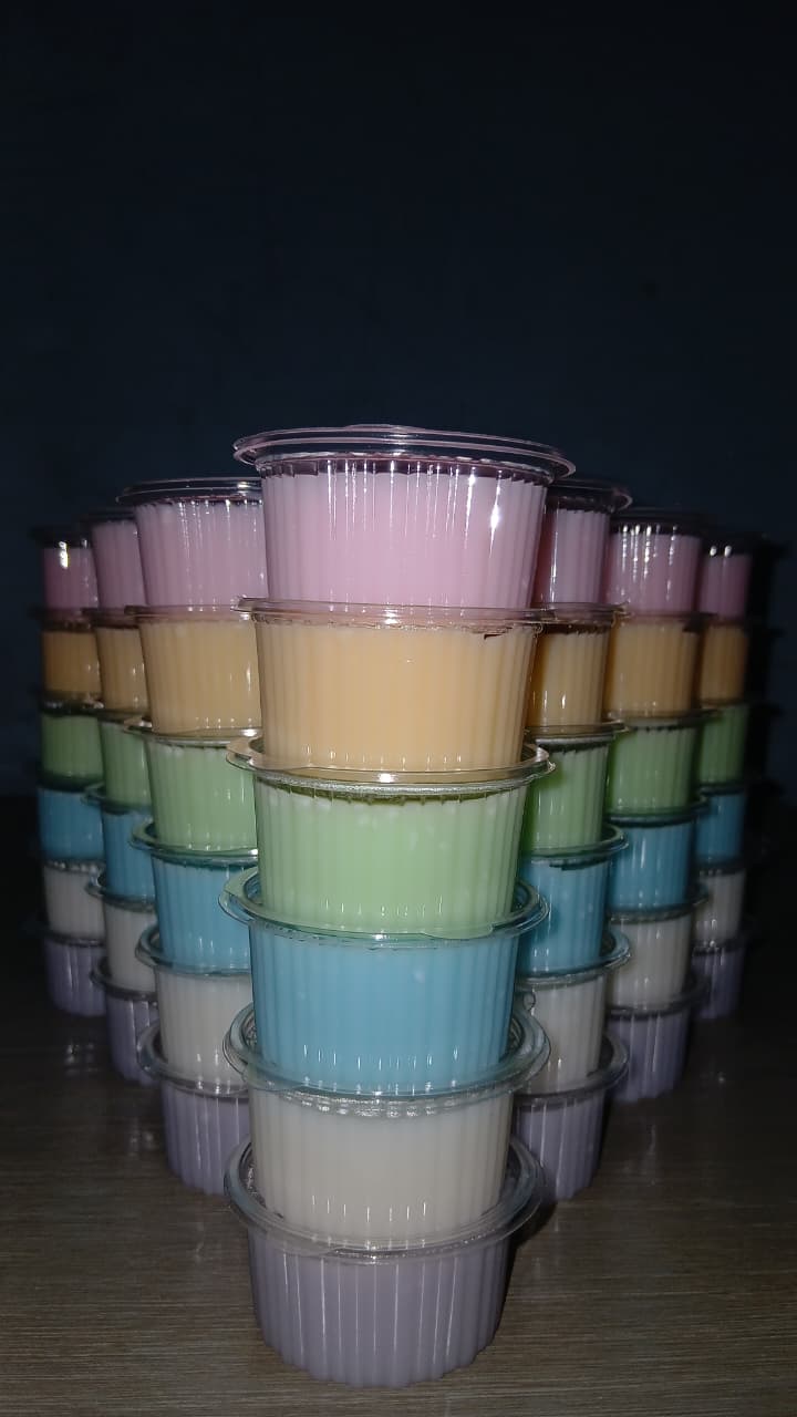 Silky puding warna-warni